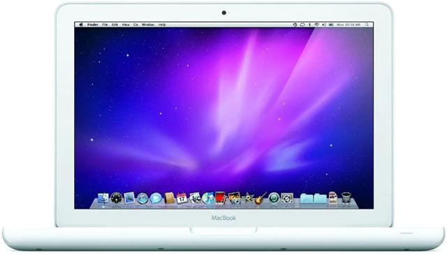 MacBook 13.3-inch (Late 2009) Intel Core 2 Duo 2.26GHz in White in Excellent condition