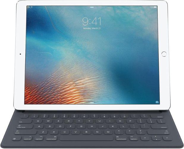 Apple  Smart Keyboard for iPad Pro 9.7" (605-01235) - Black - Excellent