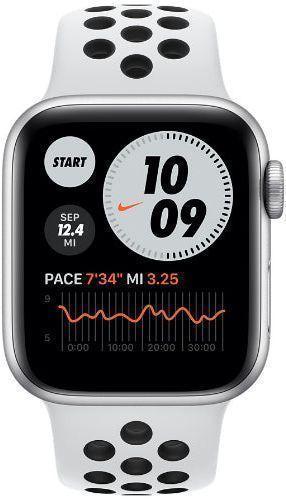 Apple Watch Series 6 Nike (Aluminum) 40mm in Silver in Acceptable condition