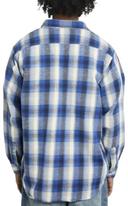 https://cdn.reebelo.com/pim/products/P-CARHARTTFLANNELETTEBUTTONUPSHIRTL/MUL-image-1.jpg