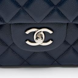 Chanel Caviar Leather Classic Jumbo Double Flap Bag