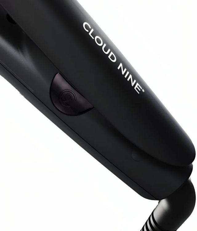 https://cdn.reebelo.com/pim/products/P-CLOUD9THETOUCHIRONHAIRSTRAIGHTENERC9T10/BLA-image-5.jpg