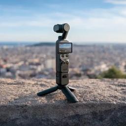 DJI Osmo Pocket 4 Creator Combo - Black