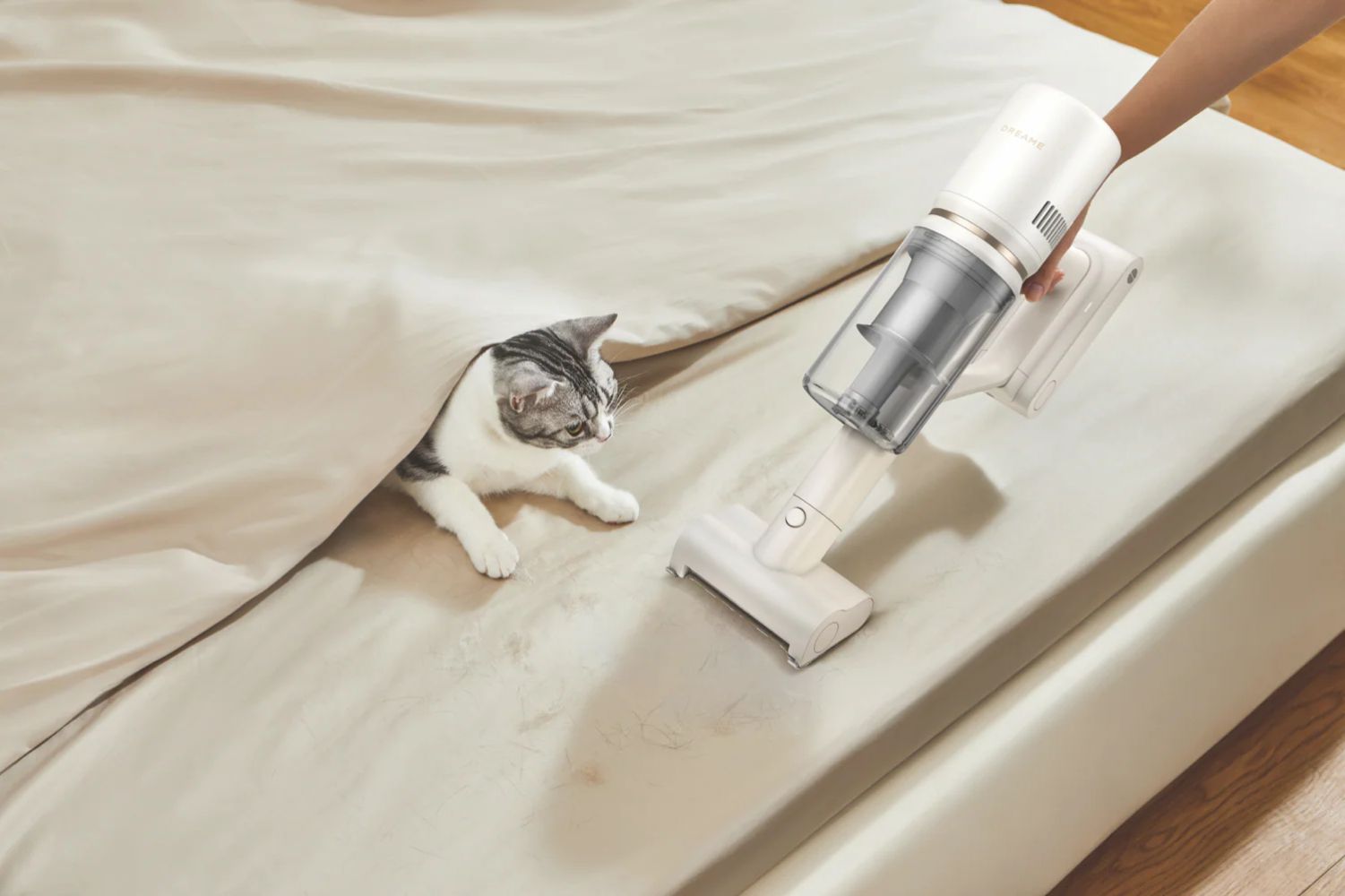 Dreame Z10 Cordless Stick Vacuum Cleaner - White