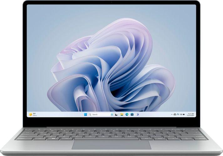 Microsoft  Surface Laptop Go 3 12.4" - Intel Core i5-1235U 1.3GHz - 256GB - Platinum - 8GB RAM - 12.4 Inch - Excellent