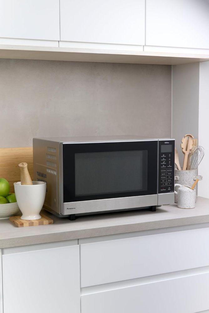 Panasonic NN-SF57QS 27L Inverter Microwave - Excellent - Silver/Black
