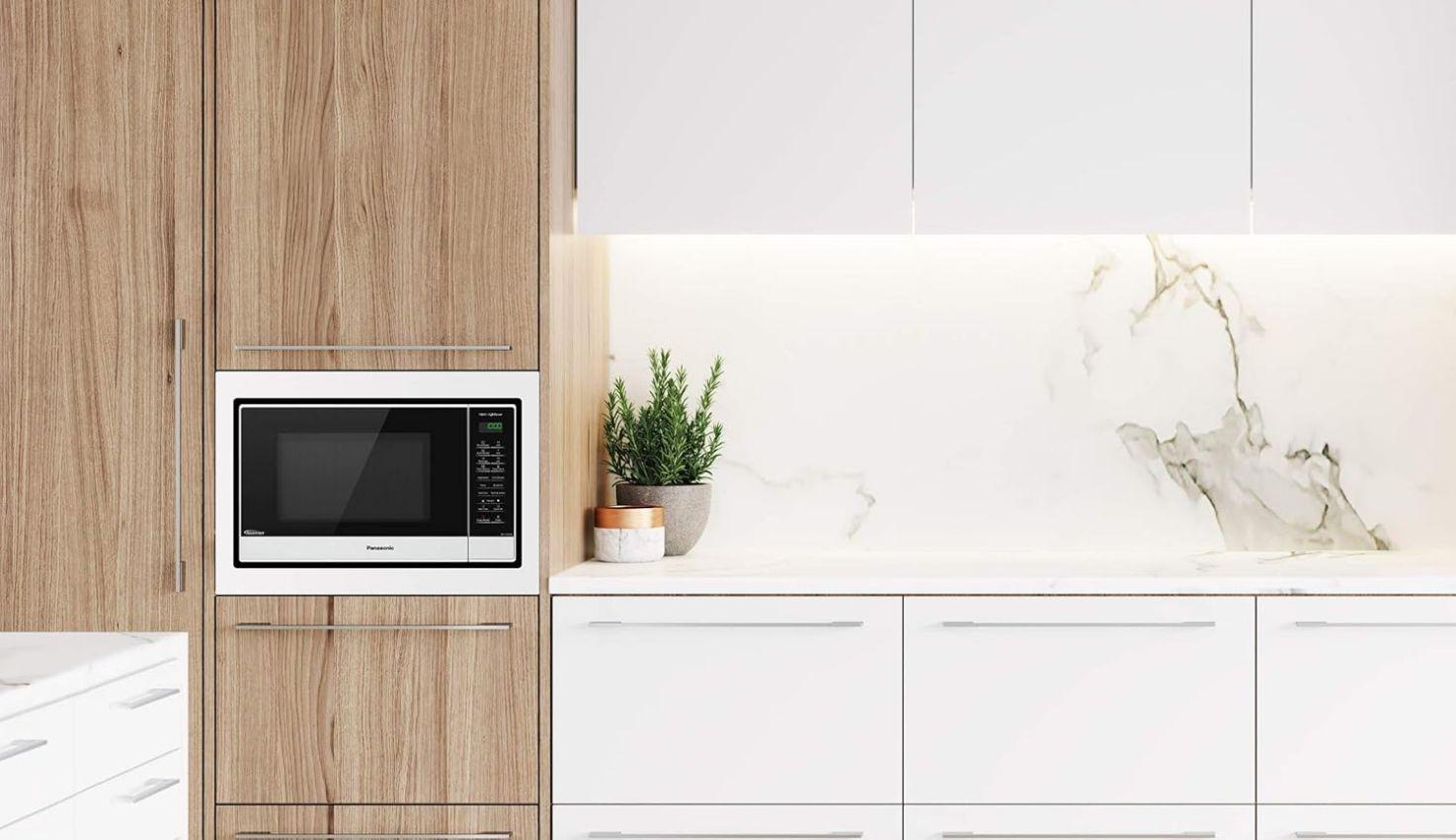 Panasonic NN-ST64JW 32L Inverter Microwave - Excellent - Silver/Black