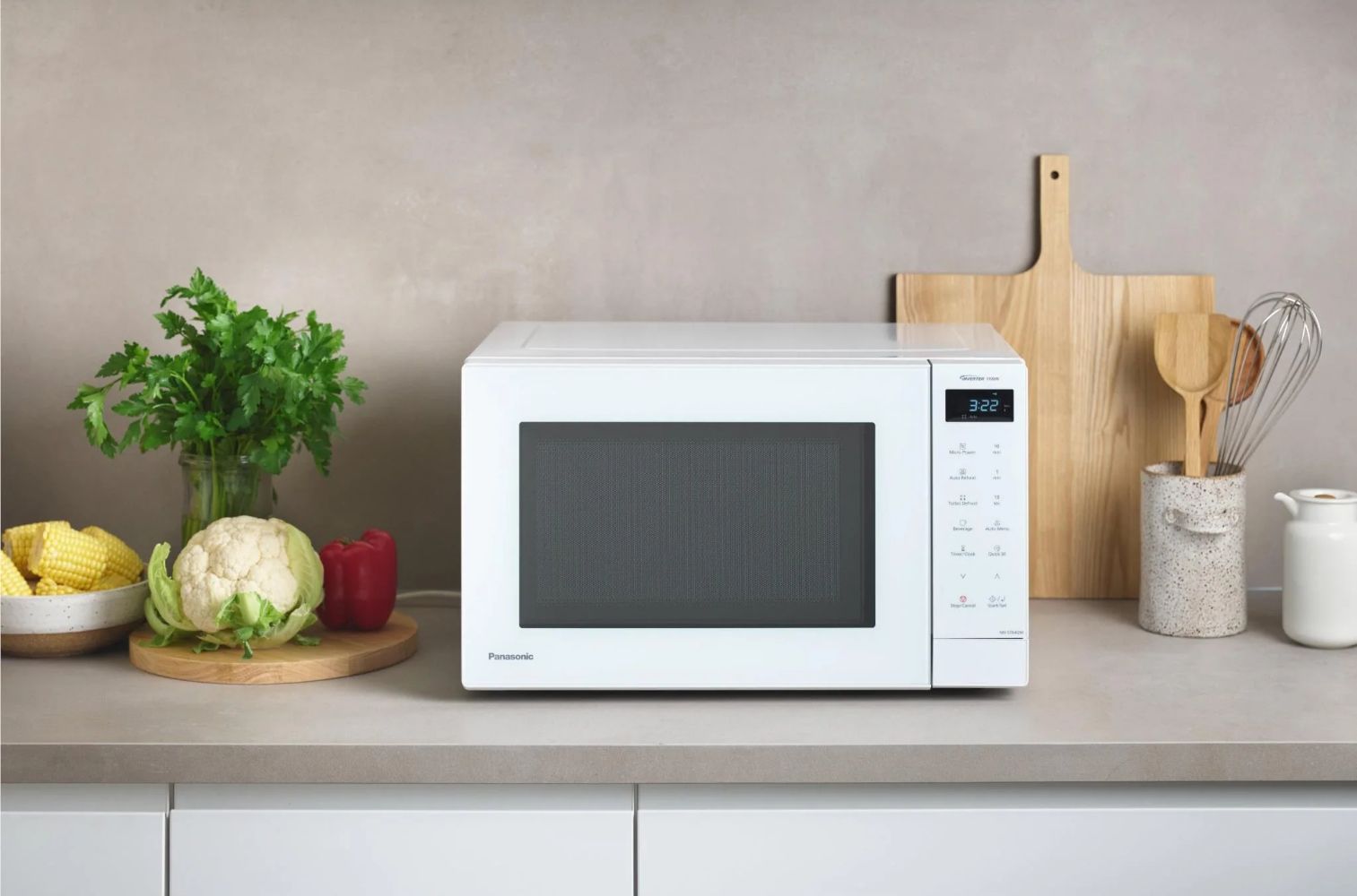 Panasonic NN-ST64QW 32L Inverter Microwave - White - Excellent