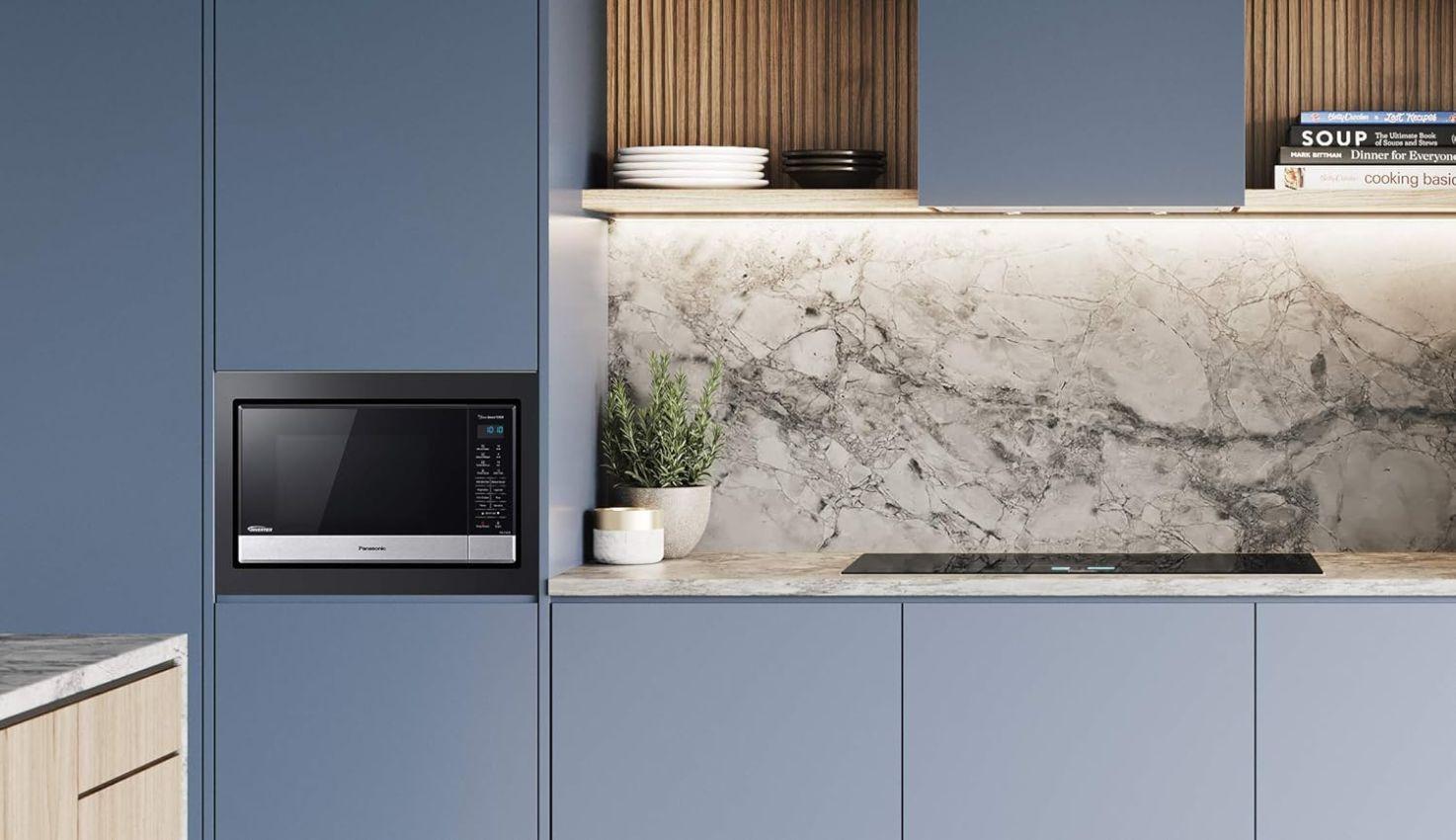 Panasonic NN-ST665B 32L Inverter Microwave Oven - Excellent - Silver/Black