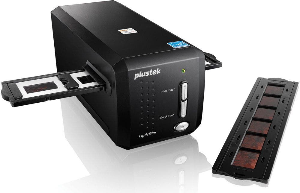 Plustek OpticFilm 8200i Ai Film Scanner