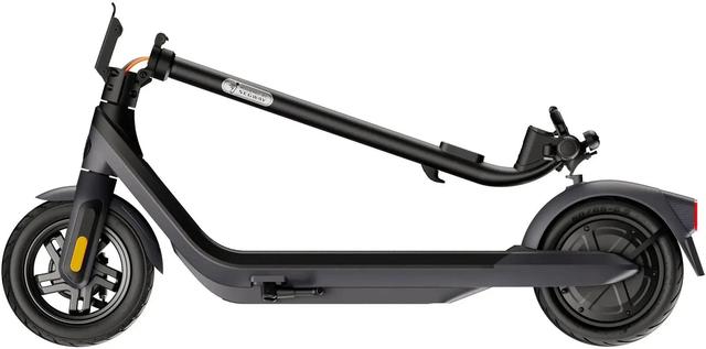 https://cdn.reebelo.com/pim/products/P-SEGWAYE2PROELECTRICKICKSCOOTER/BLA-image-3.jpg