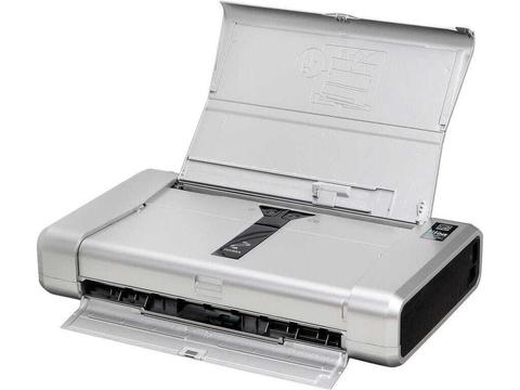 Canon  PIXMA iP100 Mobile Photo Inkjet Printer with Hard Case - Silver - Good