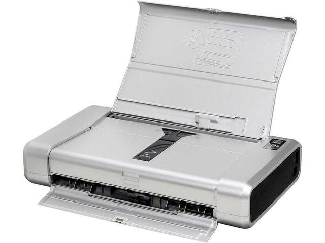 Canon  PIXMA iP100 Mobile Photo Inkjet Printer with Hard Case in Silver in Good condition